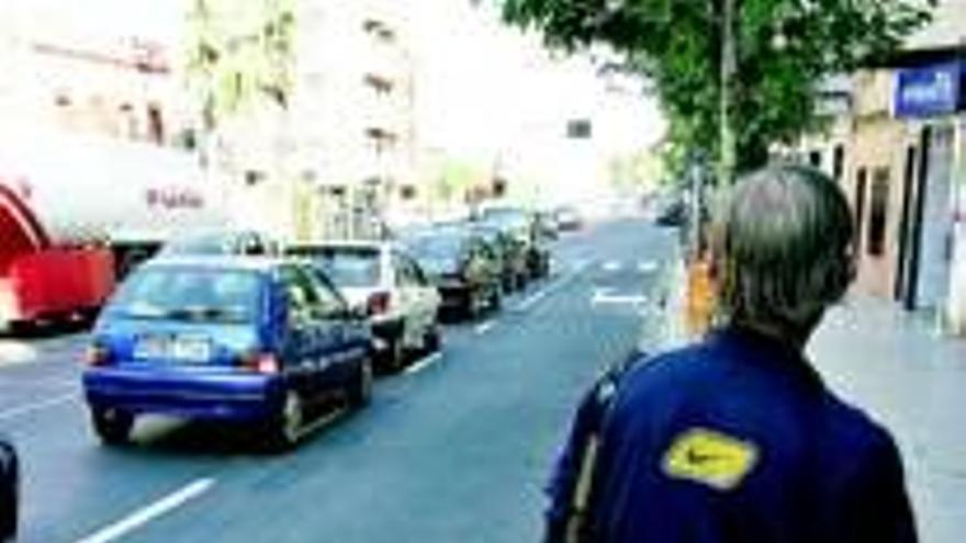 La policía local intensifica los controles para vigilar el tráfico