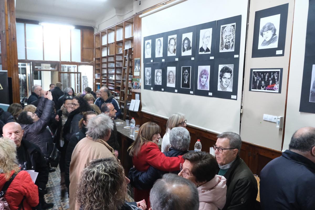 La exposición de Eldado en la histórica imprenta Vidal, actual sede de la Asociación Cultural La Tertulia de Elda-Petrer.