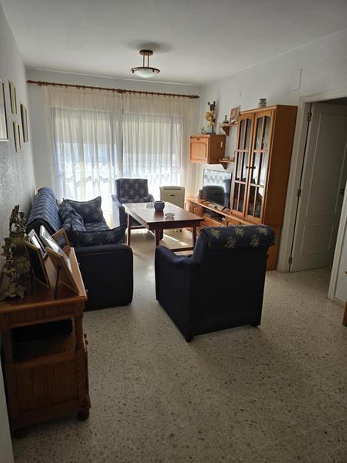 Salón de piso con terraza en Isla Cristina