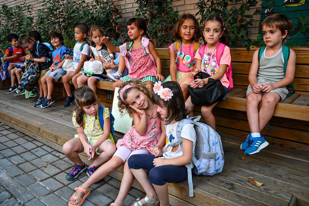 Vuelta a las aulas en el CEIP Pau Casals de Gràcia, en Barcelona