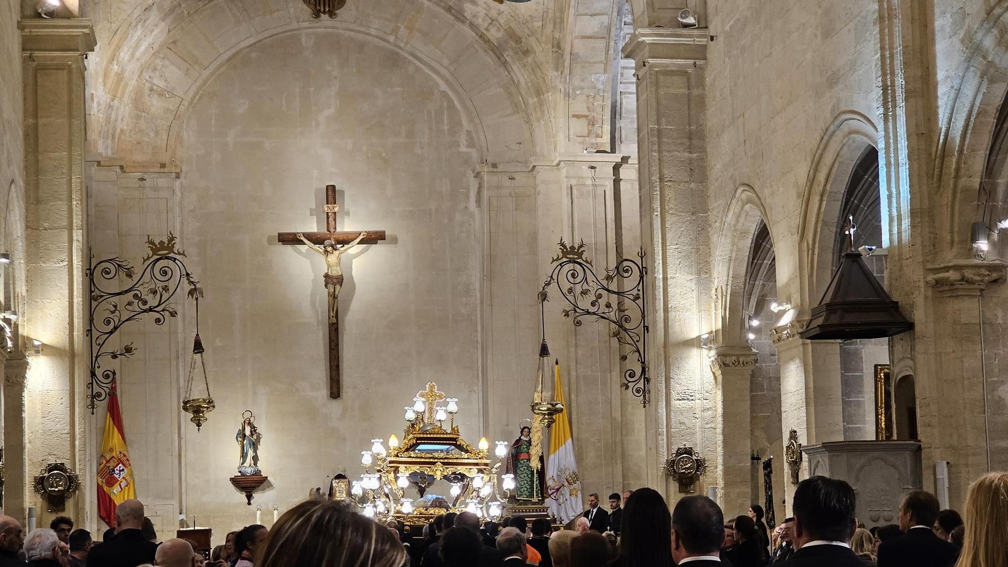Traslado de las imágenes del Santo Entierro en Orihuela