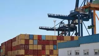 El déficit comercial se dispara más de un 30%, hasta los 45.818 millones, con las exportaciones en máximos históricos