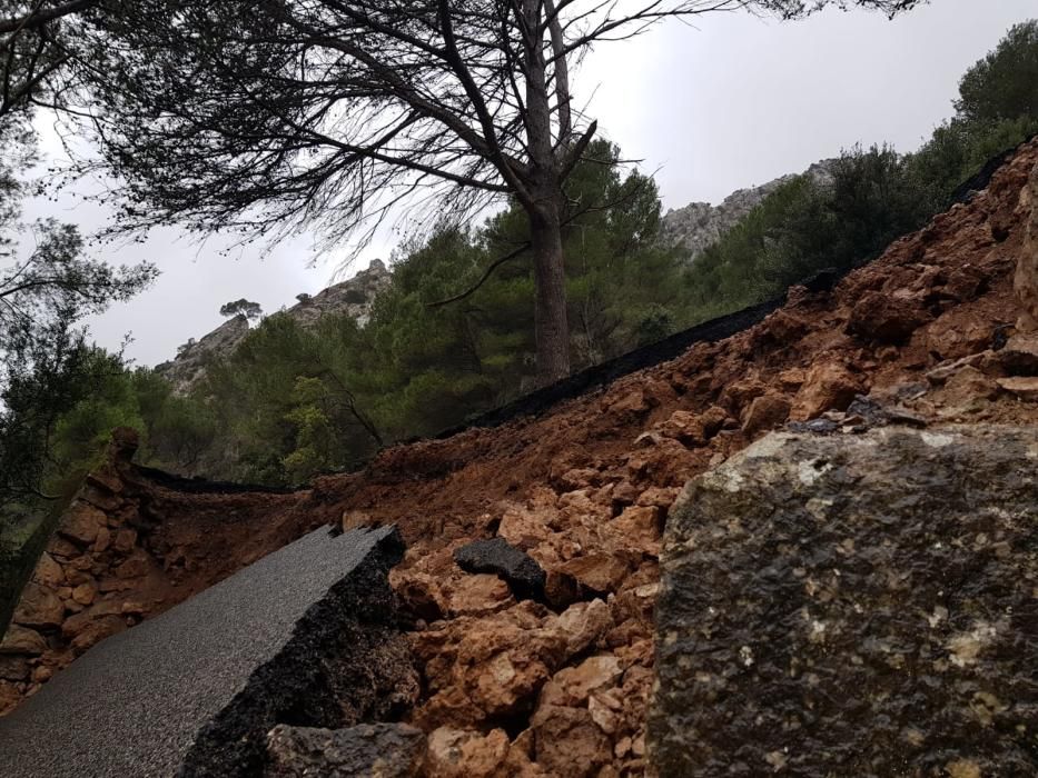 Un derrumbe por el temporal en la carretera de Lluc obliga a cambiar el recorrido de la Challenge Mallorca