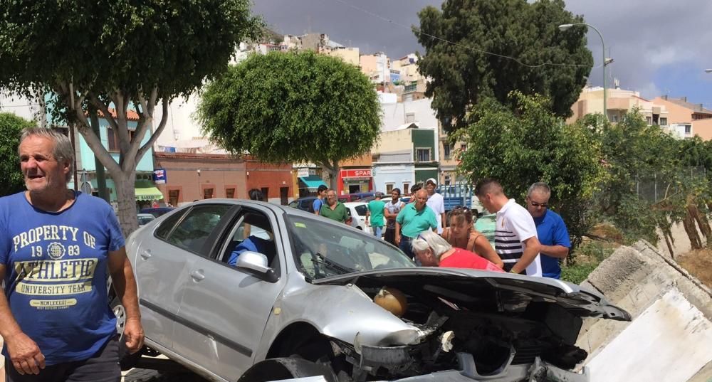 Fallece en el Paseo de San José un conductor que sufrió un infarto