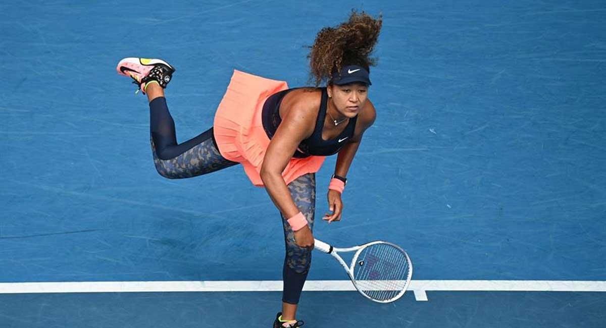 Naomi Osaka remontó el 5-3 del último set y pasó a cuartos.