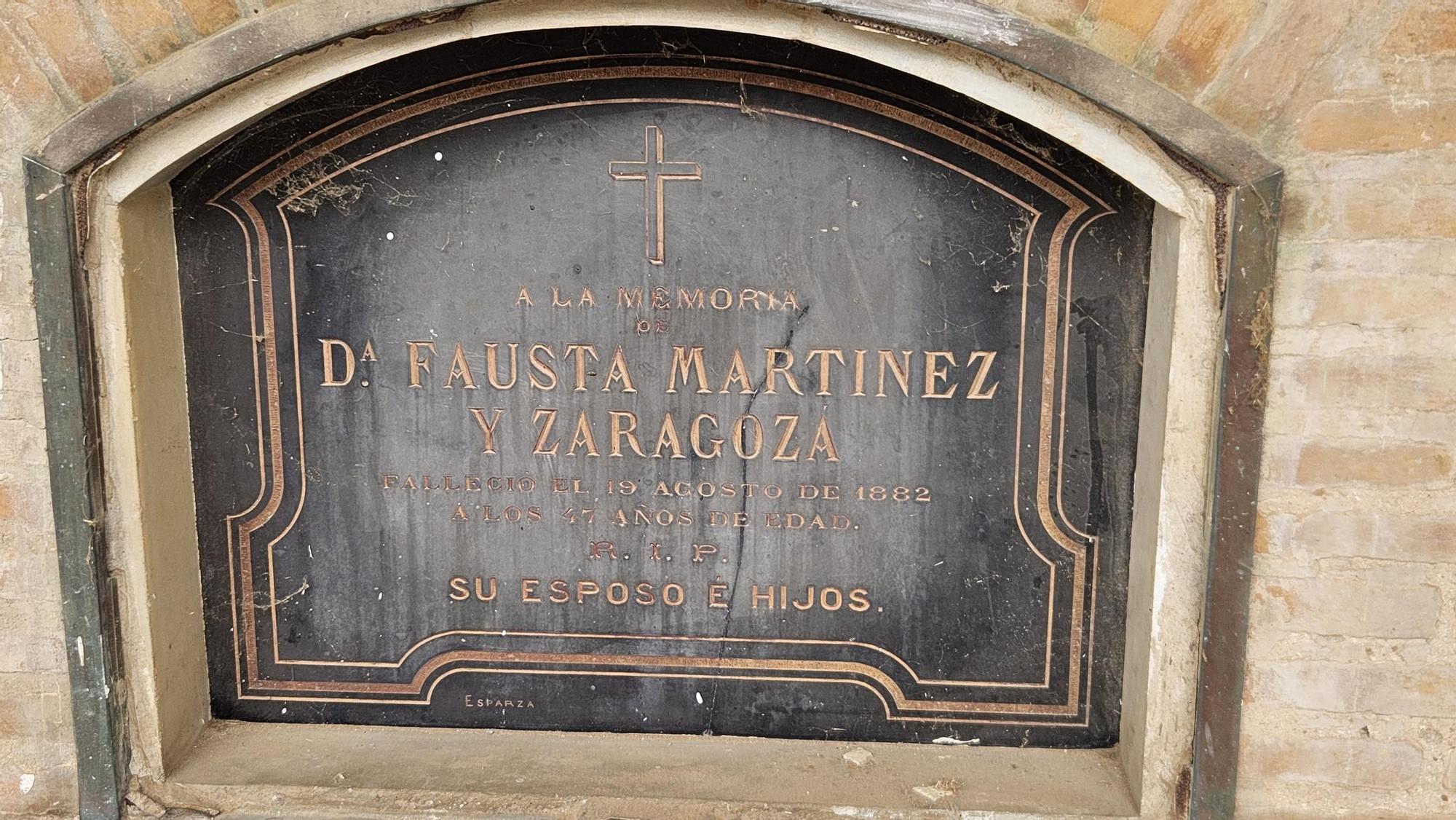 Nombres insólitos en el Cementerio General de València