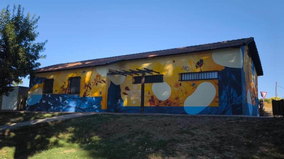 Nuevo mural de los vestuarios de Los Pelambre