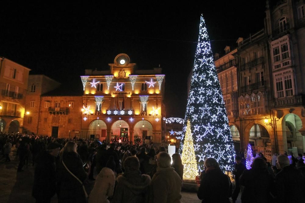 Ourense enciende la Navidad