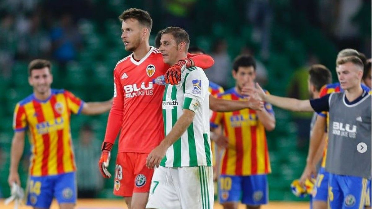 Neto y Joaquín Sánchez en un Betis-Valencia