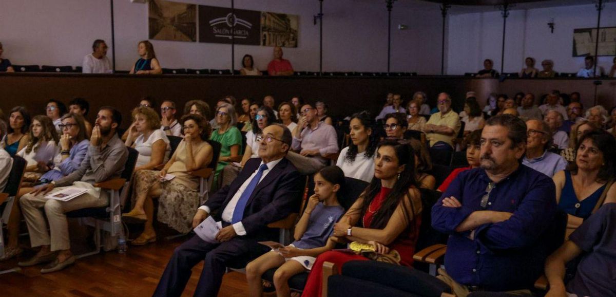 El Clasclás vuelve a hacer disfrutar a Vilagarcía de la mejor música