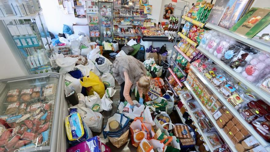 Alicante recoge medicamentos, ropa térmica y comida para enviar a Ucrania