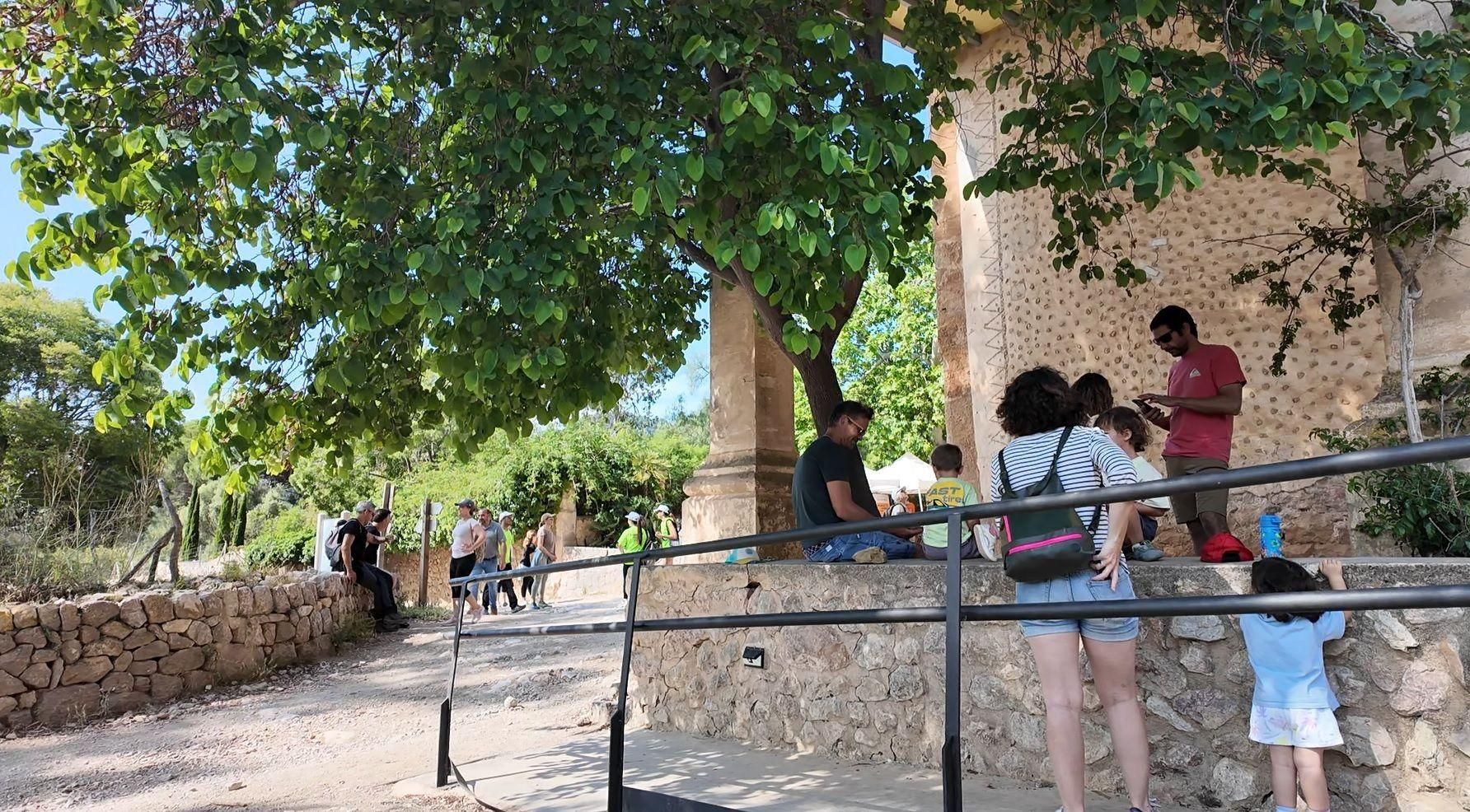 Las imágenes del Pancaritat en familia en la finca de Galatzó