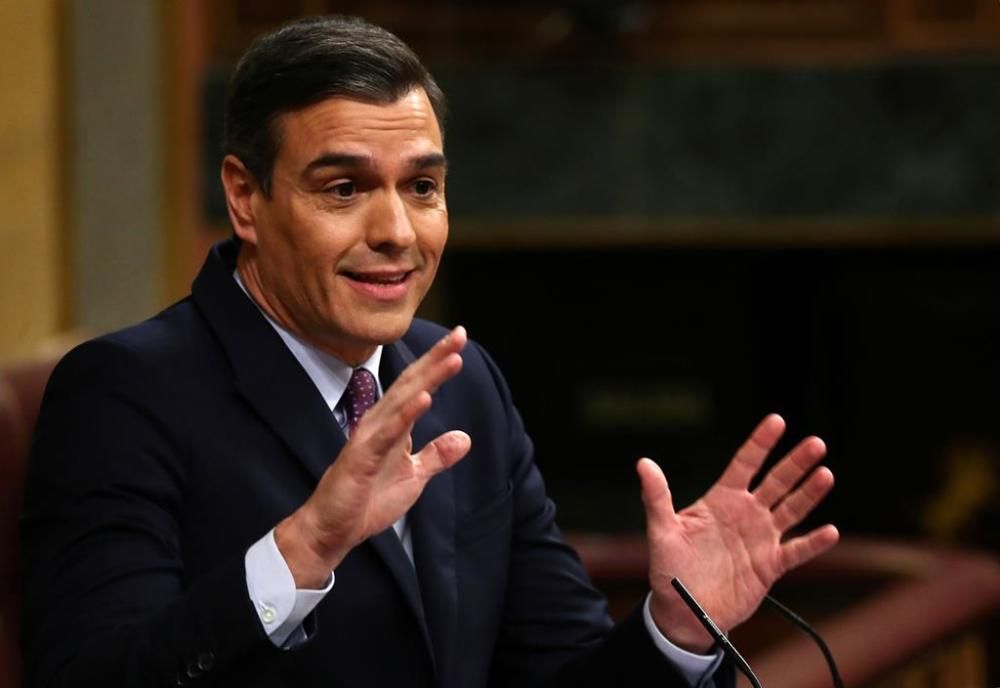 La primera jornada de la sessió d'investidura de Pedro Sánchez, en imatges