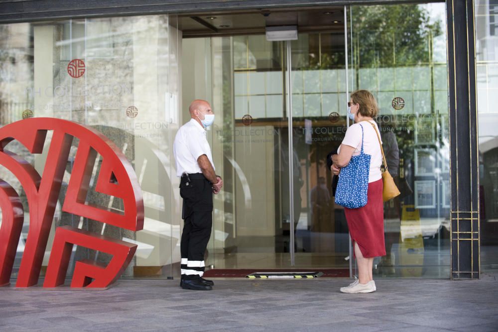 Los jugadores se encuentran aislados en el hotel Finisterre. Hay preguntas en el aire como si viajaron a A Coruña conociendo los contagios previos en Madrid.