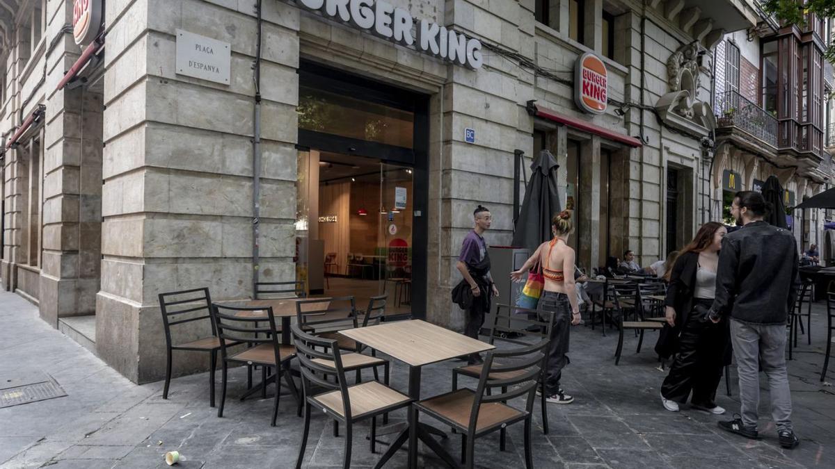 Filiale von Burger King an der Plaça d&#039;Espanya in Palma.