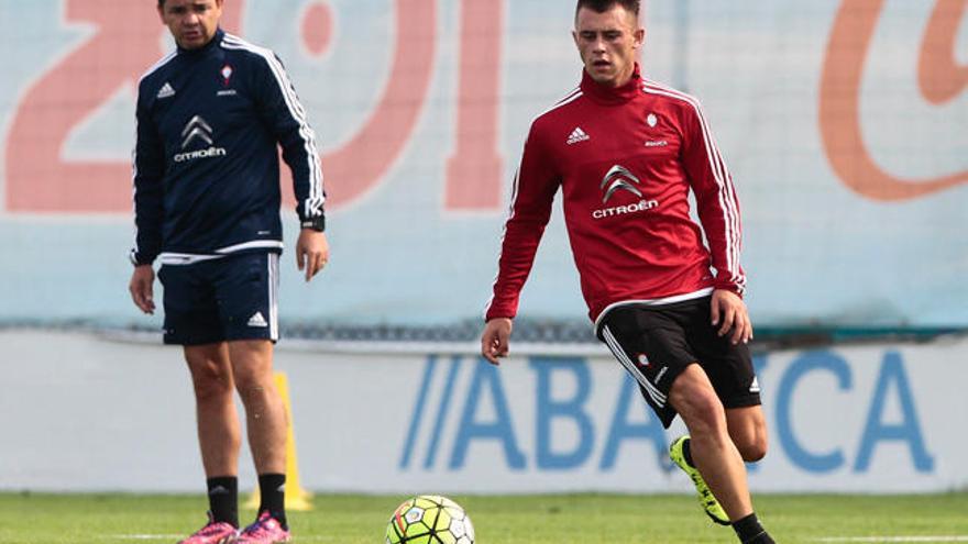 Drazic, en un entrenamiento de A Madroa // A. Irago