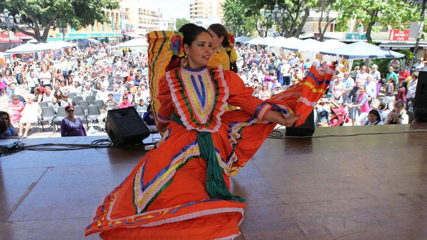 Imagen de un grupo folclórico en Torremolinos el año pasado.