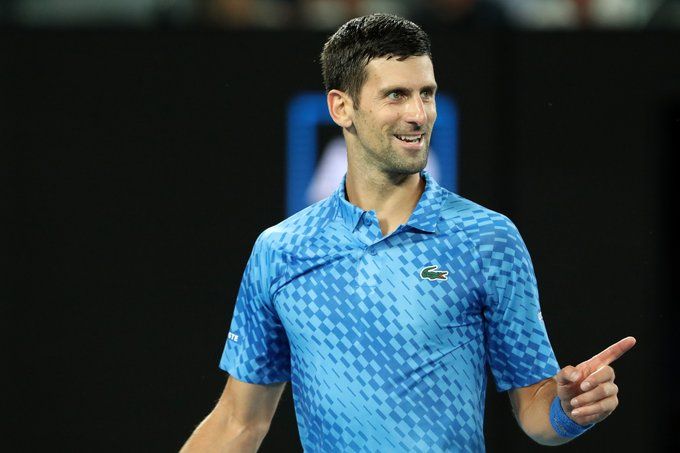 Djokovic celebra un punto.