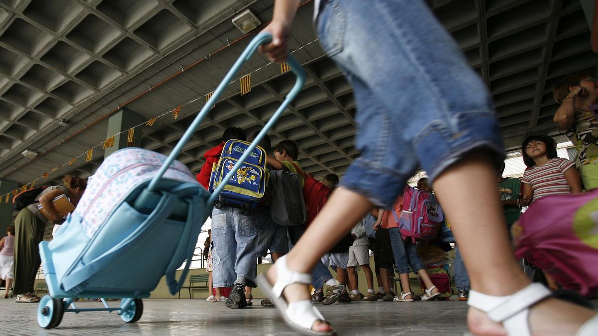 Vuelta al cole en la una escuela en Sants Vuelta al cole en la una escuela en Sants