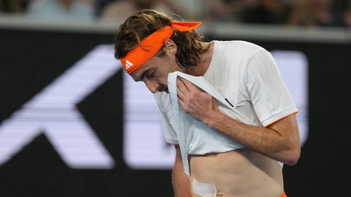 Stefanos Tsitsipas, durante el partido ante Mochizuki en el Open de Australia