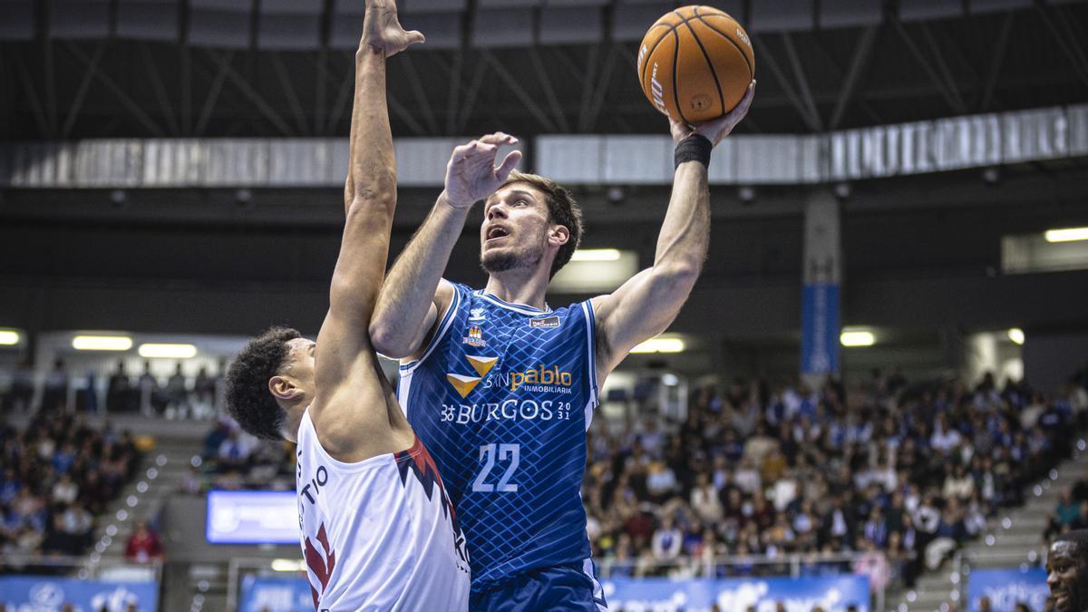 Happ, en un partido de la pasada temporada con el San Pablo Burgos.