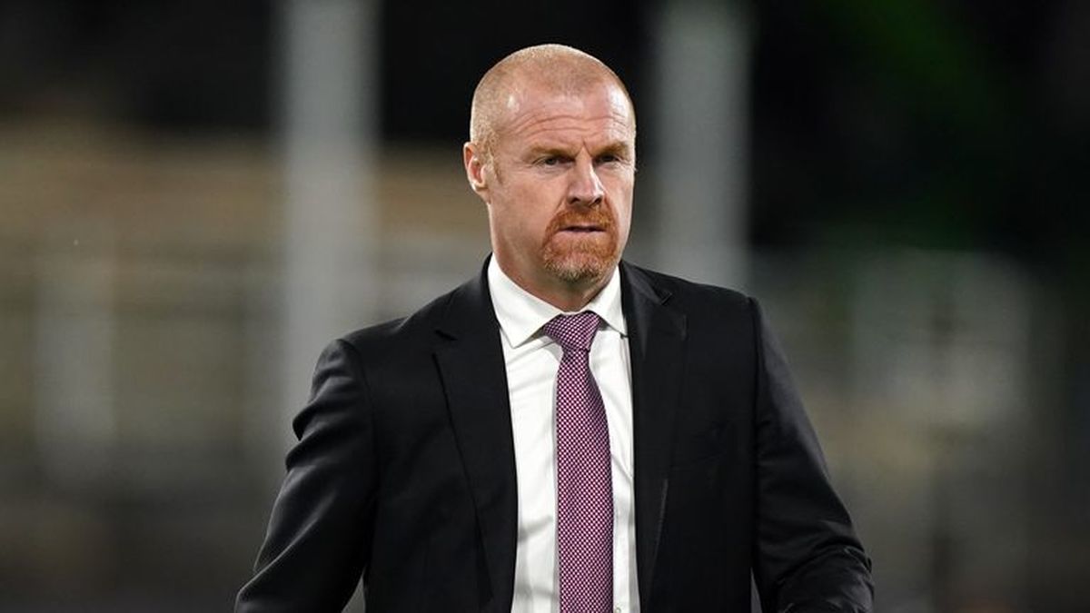 Sean Dyche, entrenador del Burnley, se presenta como el relevo más probable para Inglaterra