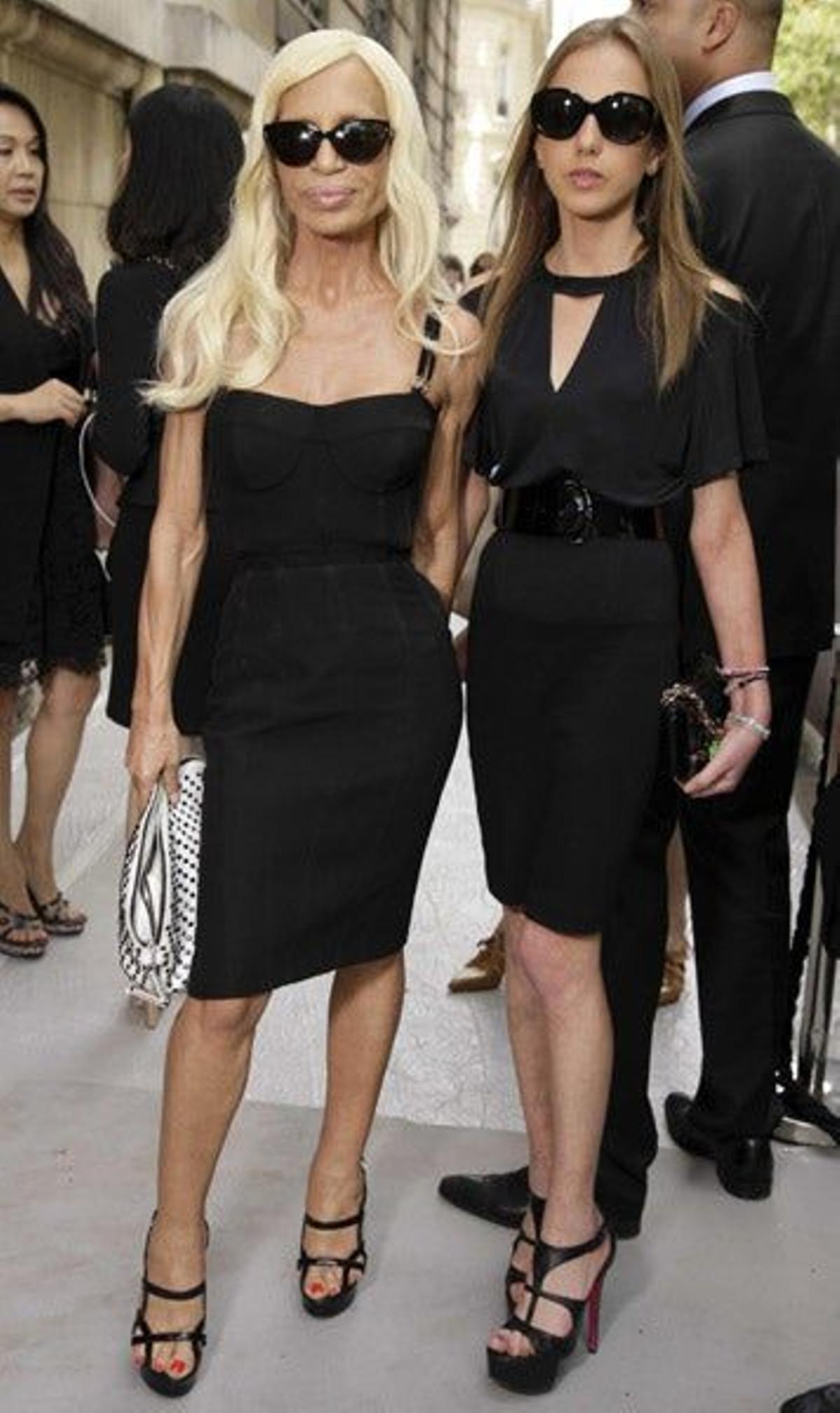 Donatella y Allegra Versace