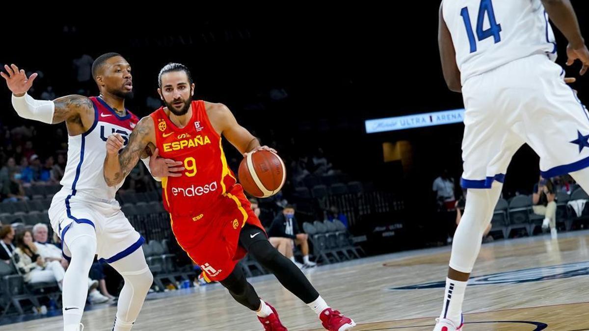 Ricky Rubio y Lillard, en el último partido entre España y Estados Unidos en los Juegos Olímpicos.