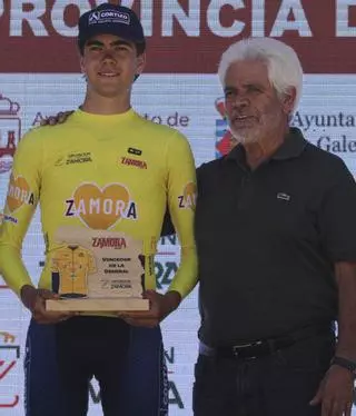 Samuel Fajardo, ganador de La Vuelta a Zamora: "Lo hemos hecho a la perfección"