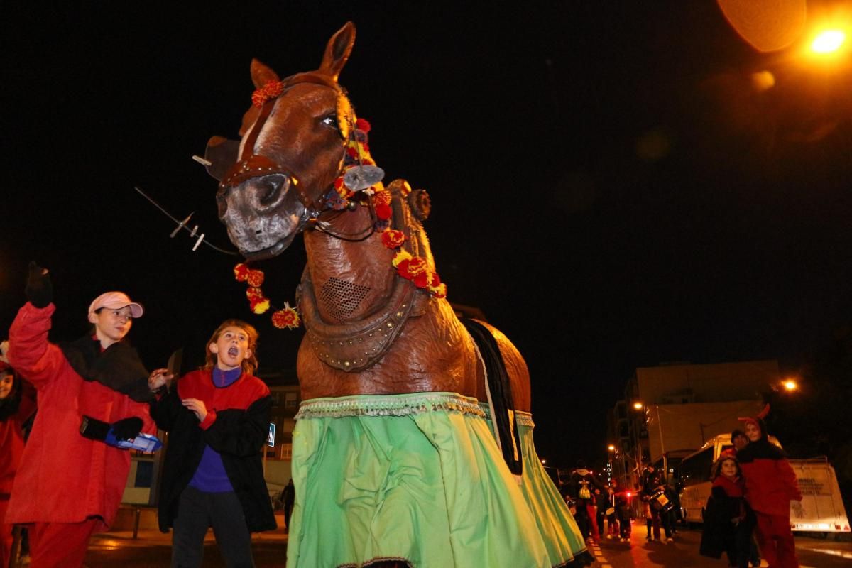 El Grao rinde honores a Sant Antoni