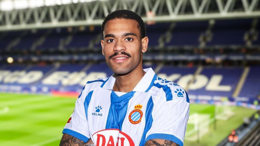 Oficial: El Espanyol ficha a Ngonge, extremo del Nápoles