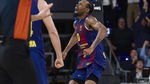 Kevin Punter celebra una de sus canastas.