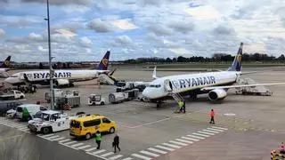 Ryanair se despide de uno de los grandes aeropuertos de Europa: elimina el 91% de sus rutas, incluyendo la de Oporto