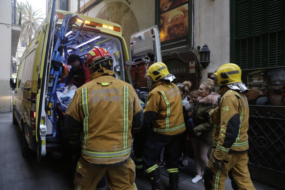 Un trabajador cae desde un cuarto piso por el hueco de un ascensor en Palma