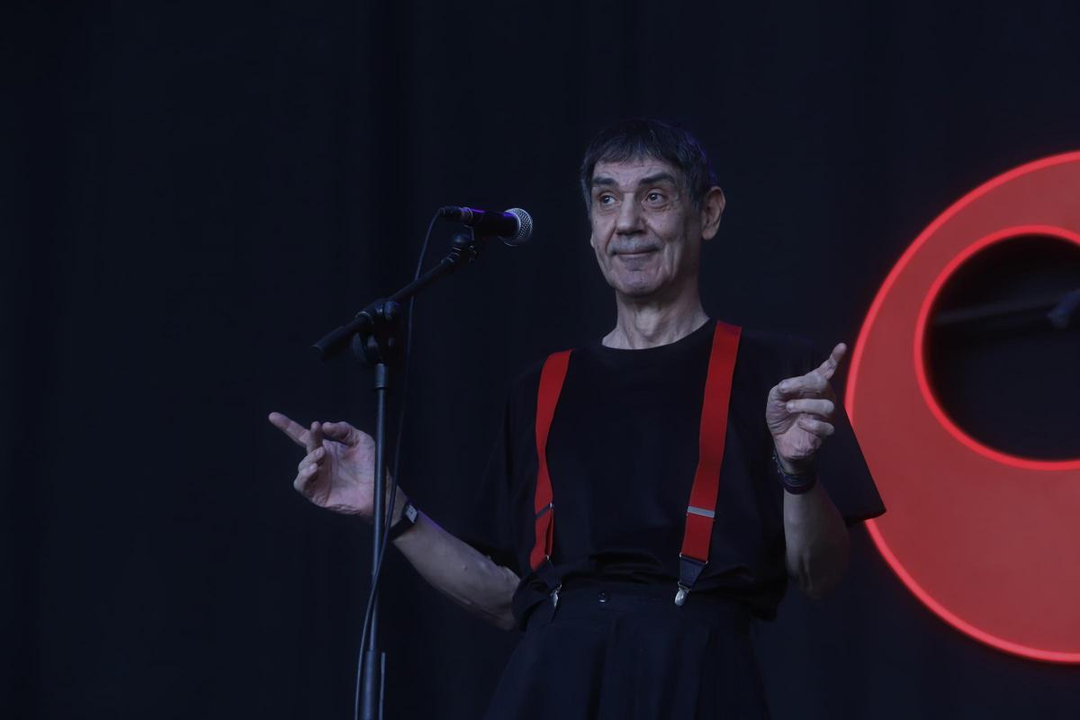 En imágenes | Faemino y Cansado llevan el humor al Espacio City