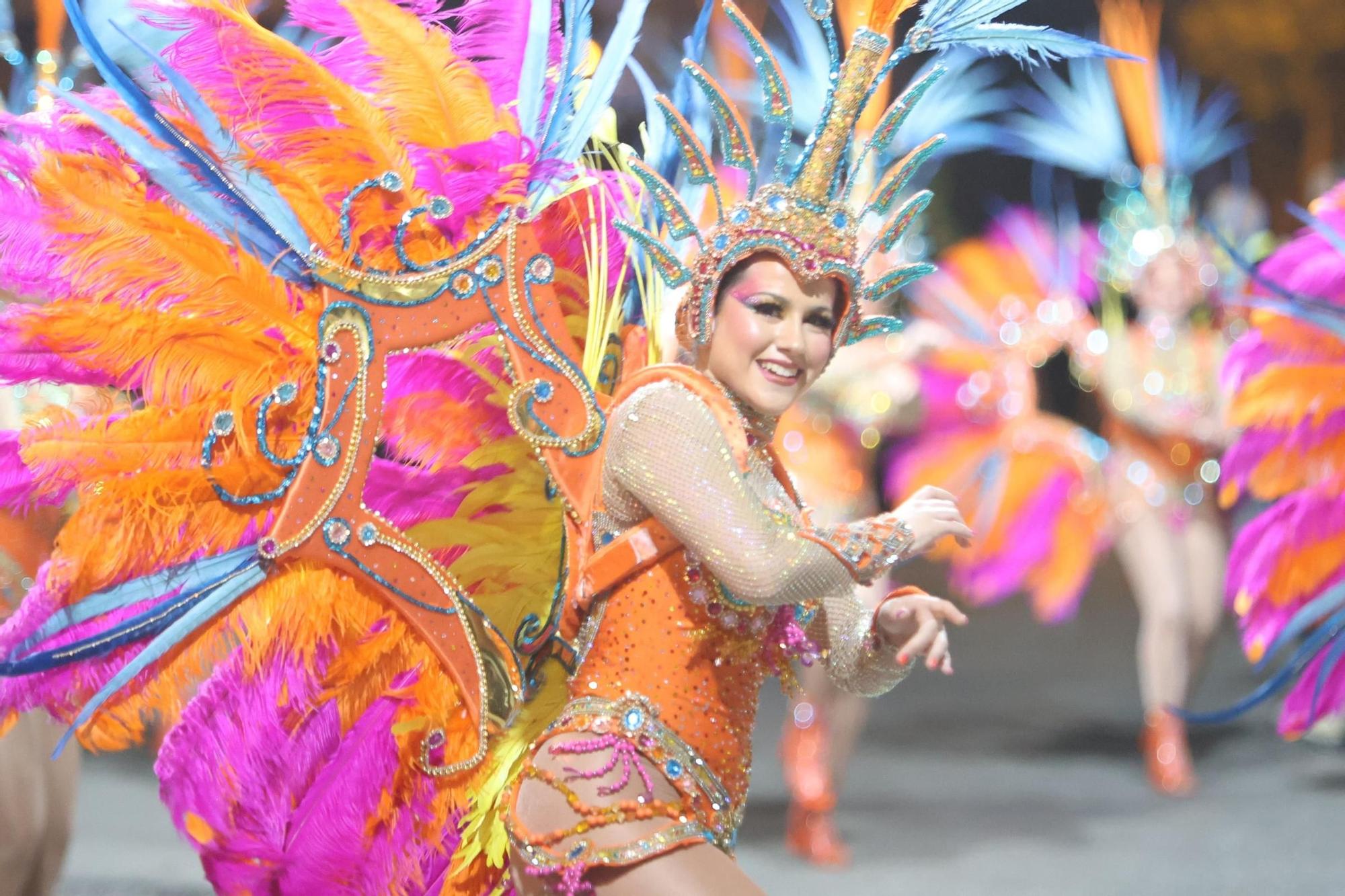 Las mejores imágenes del desfile concurso de Carnaval de Torrevieja 2024 están aquí