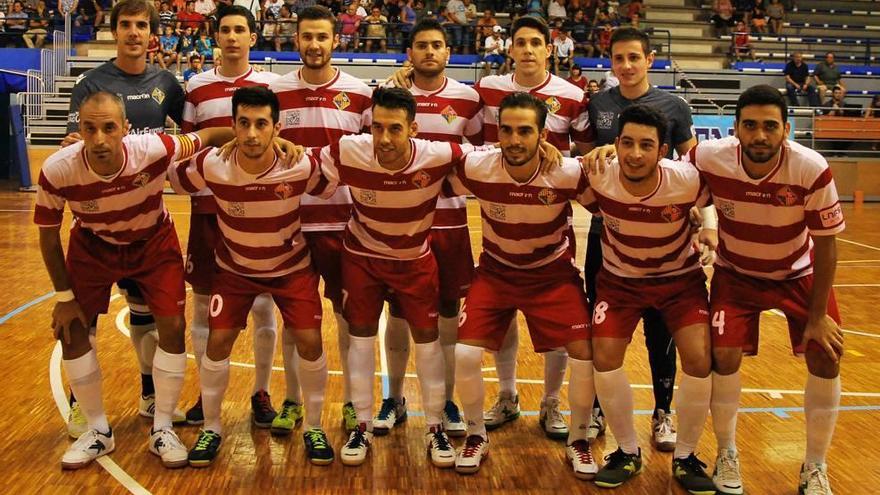 El Palma Futsal posa ayer en Jumilla antes del duelo.