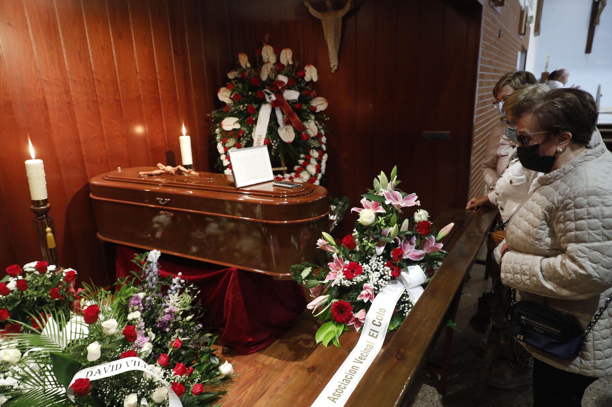 Capilla ardiente de Fernando Fueyo en Gijón