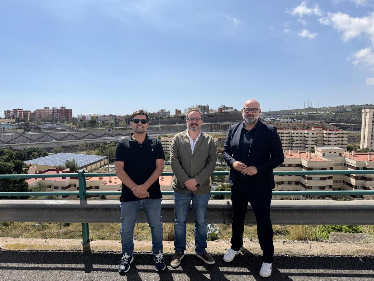 De izquierda a derecha, Ramón Hernández, Raúl García Brink y Aridany Romero
