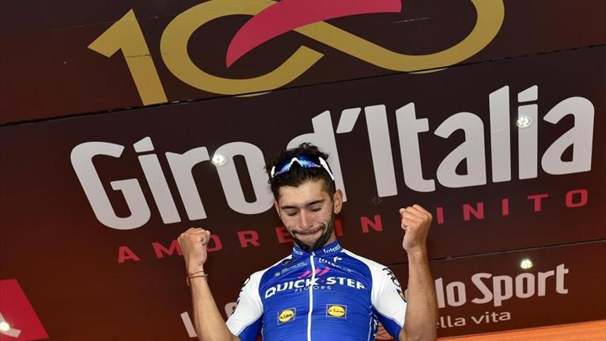 Gaviria asalta el liderato con su victoria en la tercera etapa