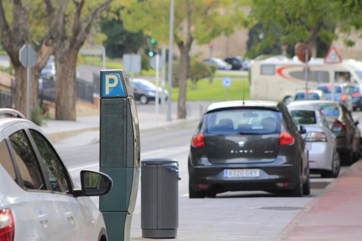 El Ayuntamiento de Sevilla estudiará la mejora de la Zona Azul de Sevilla