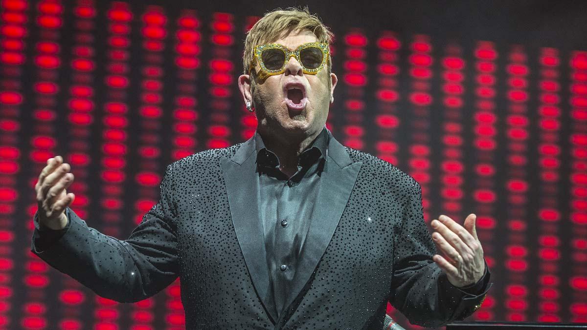 Concert rotund i ple de grans èxits l’ofert al Palau Sant Jordi de Barcelona.