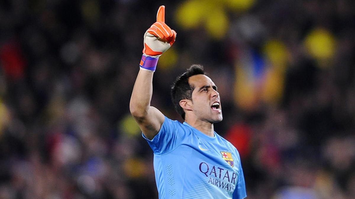 Claudio Bravo, durante un partido del Barça en la temporada pasada