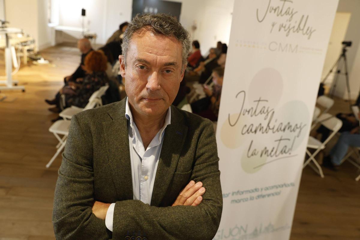 El jefe de Oncología del Hospital de Cabueñes, Ignacio Peláez Fernández.