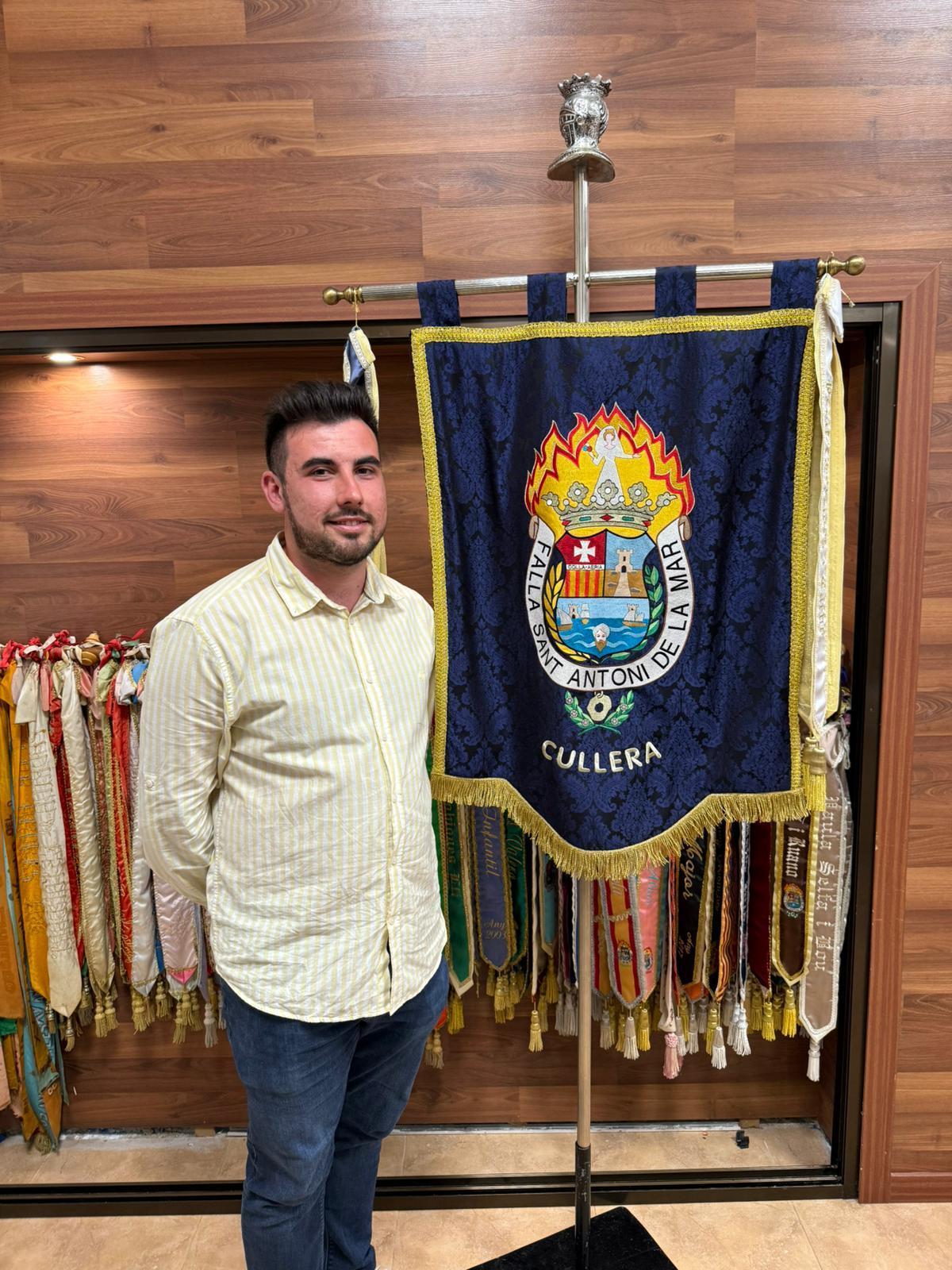 Sergi Crespo, de 26 años, nuevo presidente de la falla Sant Antoni de la Mar.