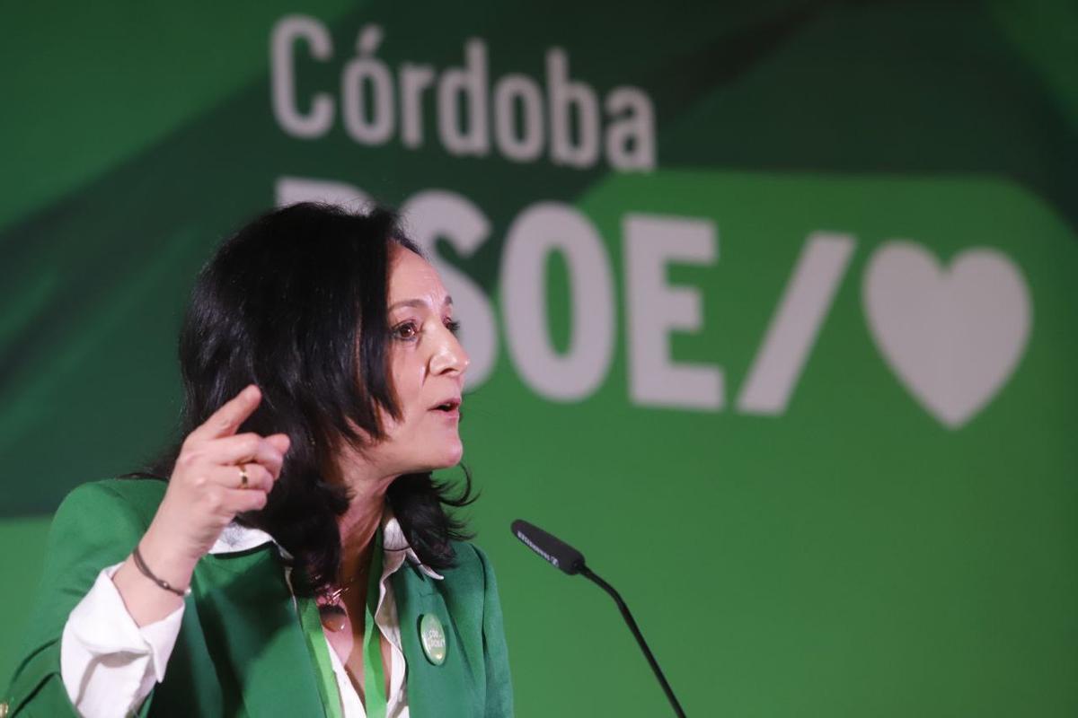 Rafi Crespín interviene en el congreso provincial del PSOE de Córdoba, este domingo, en Puente Genil.