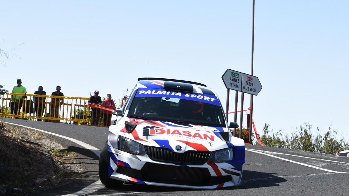 Julián Falcón durante uno de los tramos de hoy en el Rally Isla de Gran Canaria