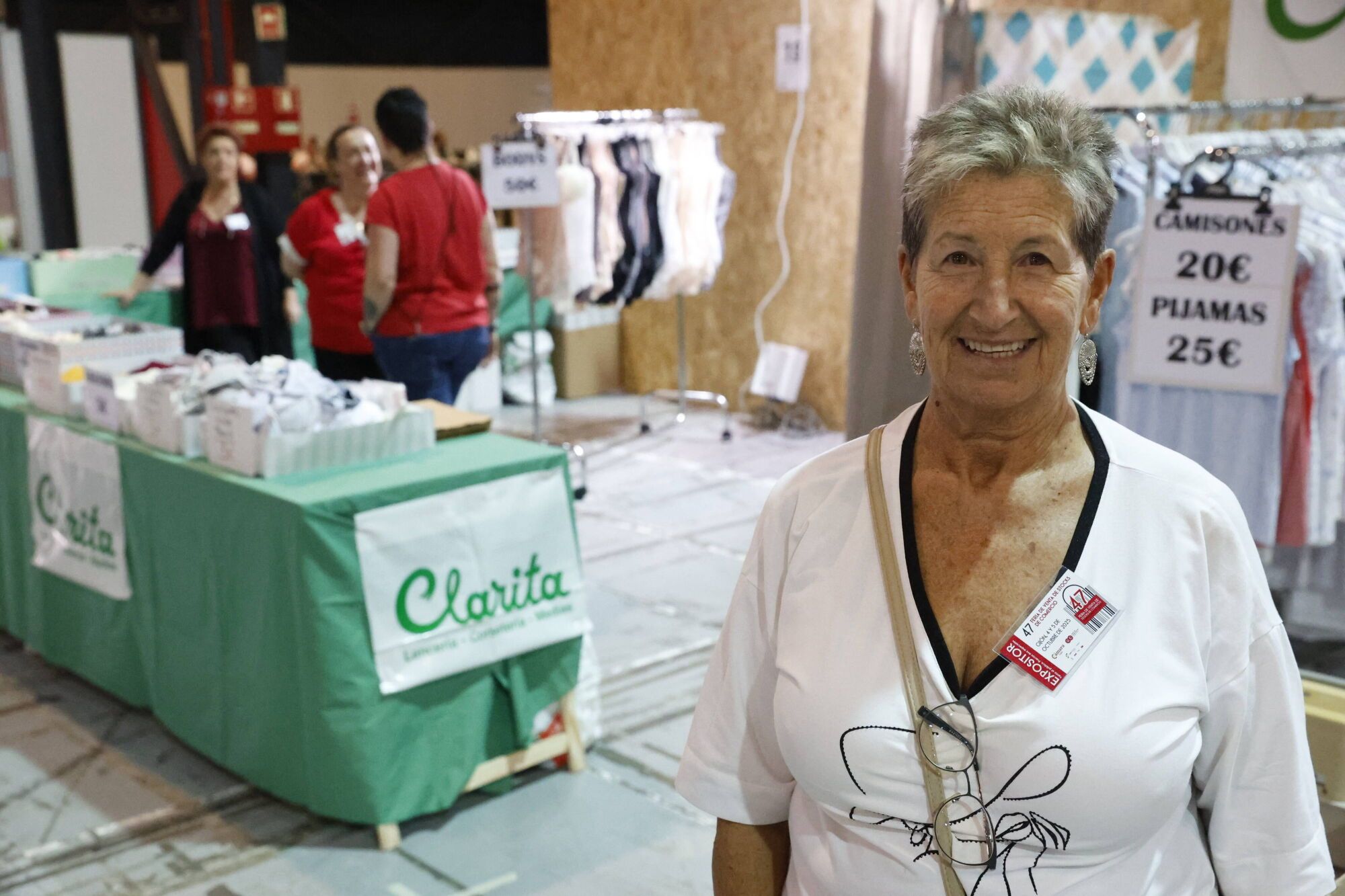 EN IMÁGENES: La Feria de Stocks regresa a Gijón con más expositores que nunca: "Es un gran escaparate para los comercios locales"
