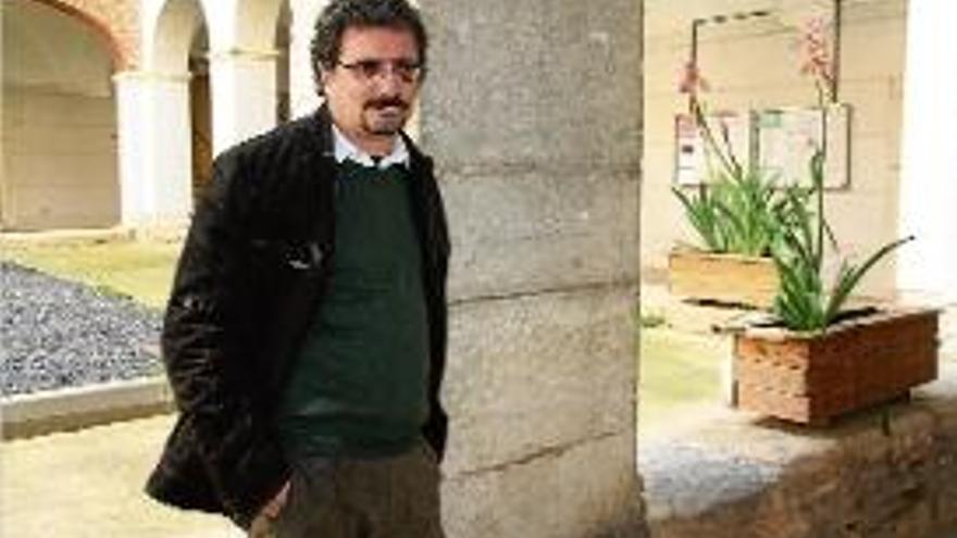 L&#039;escriptor Albert Sánchez Piñol es mostrava indignat per la decisió.