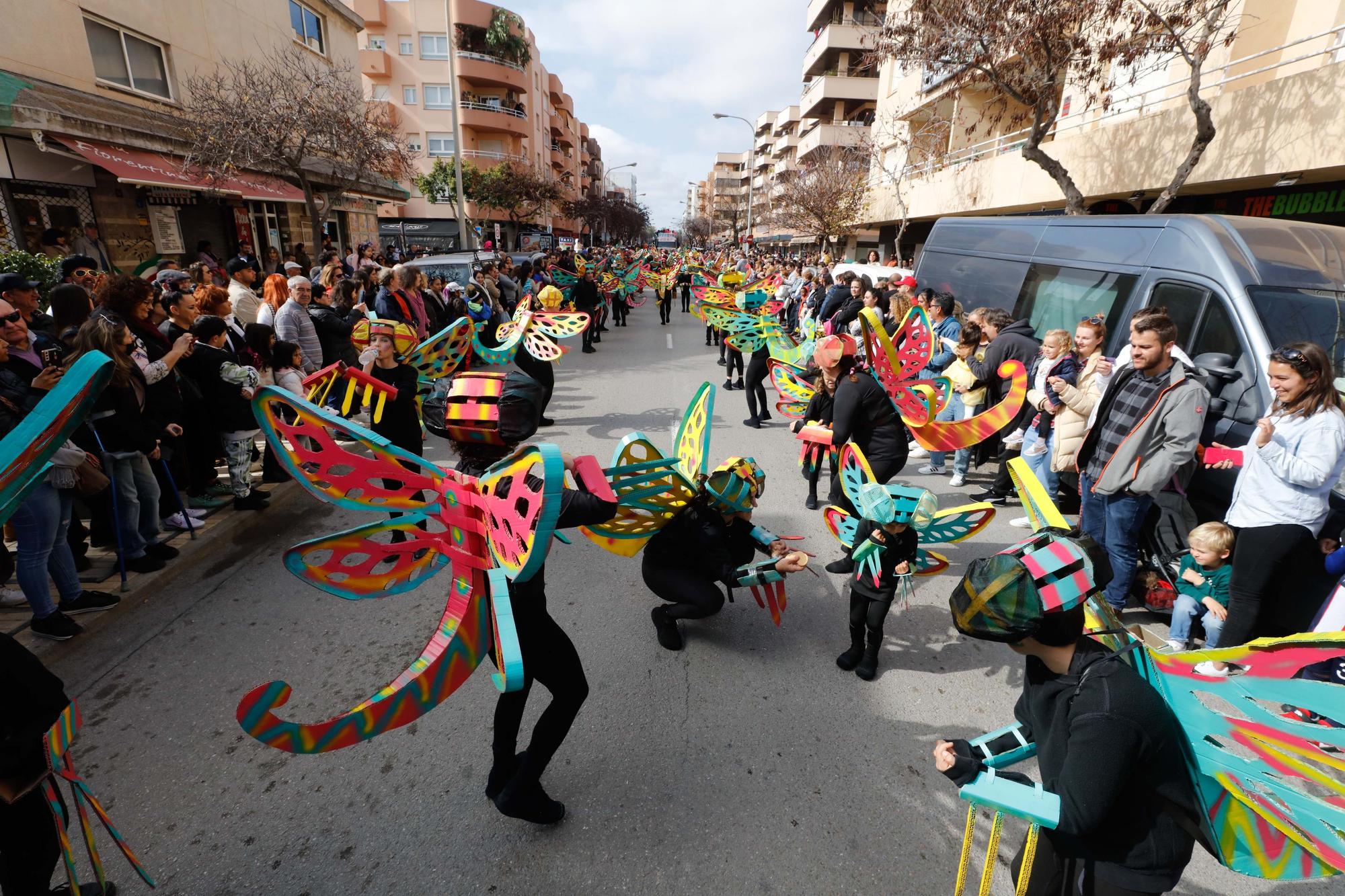 Todas las imágenes de la rúa del Carnaval de Ibiza 2023